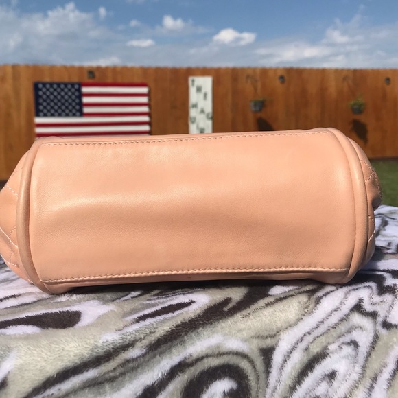 ❤️SOLD❤️AUTHENTIC CHANEL PINK LAMBSKIN CC KISS - Picture 8 of 8